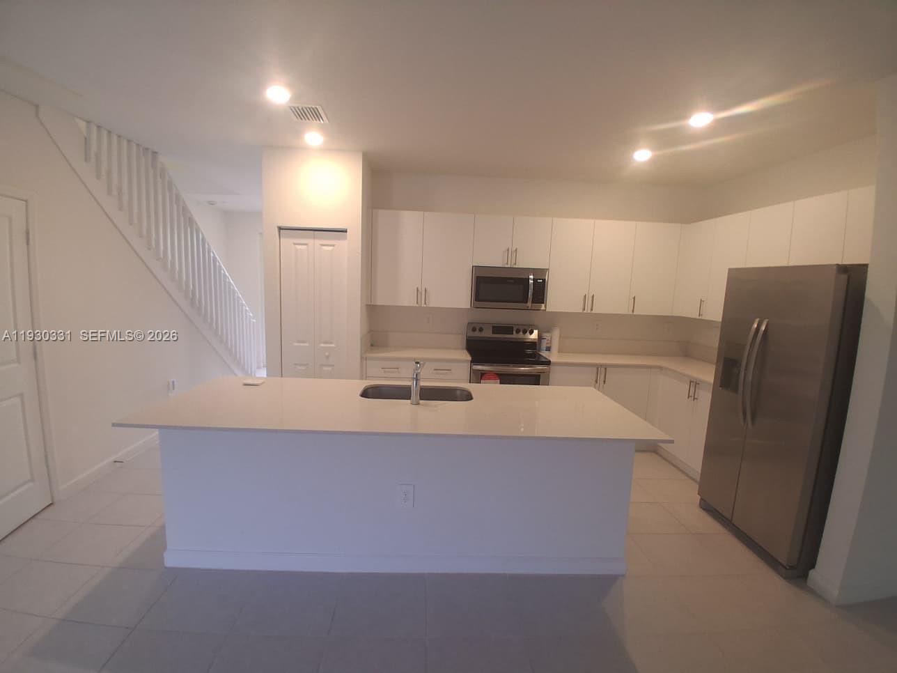 Property Main View